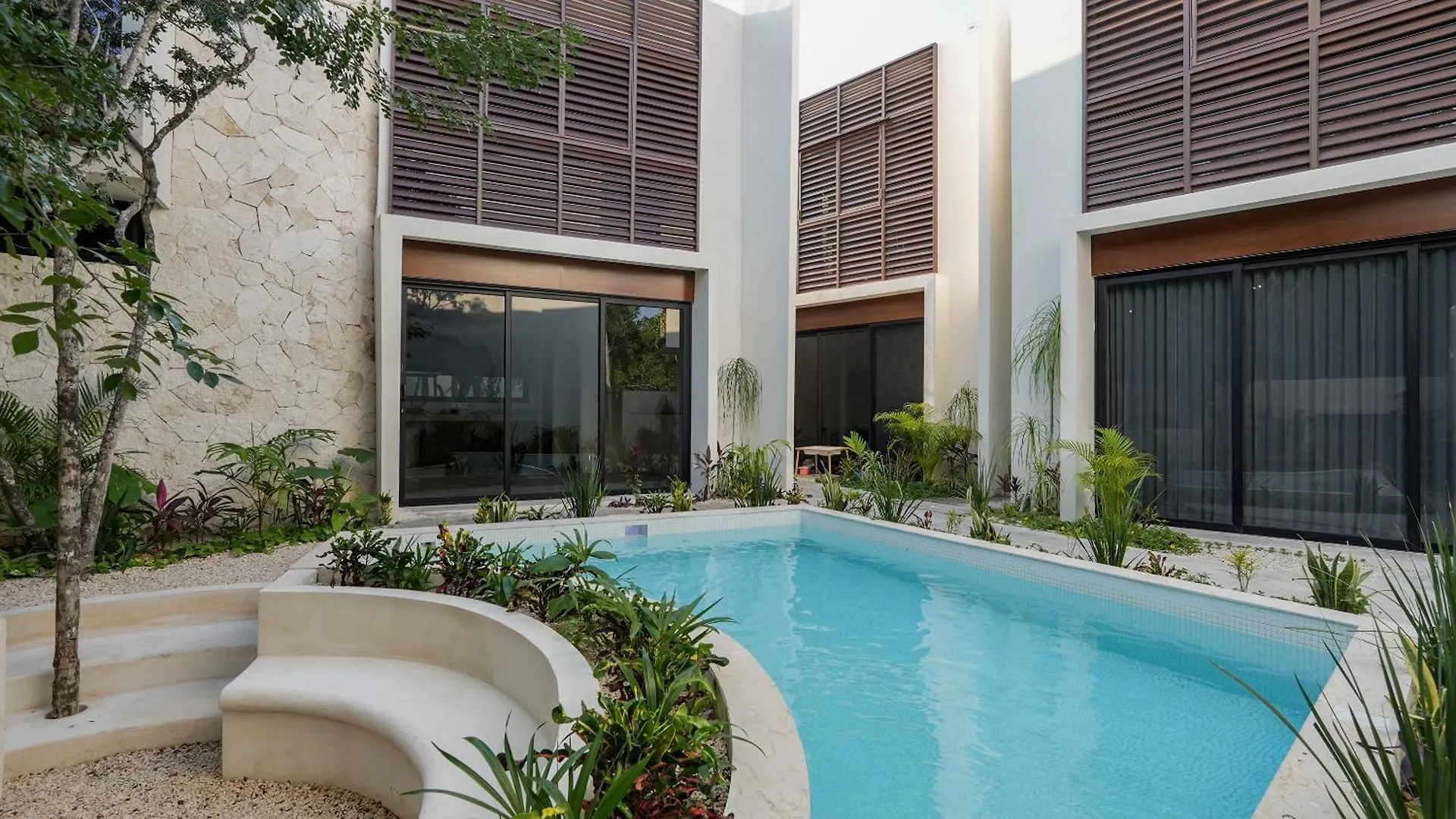 Casa Itzkal Tulum contacts